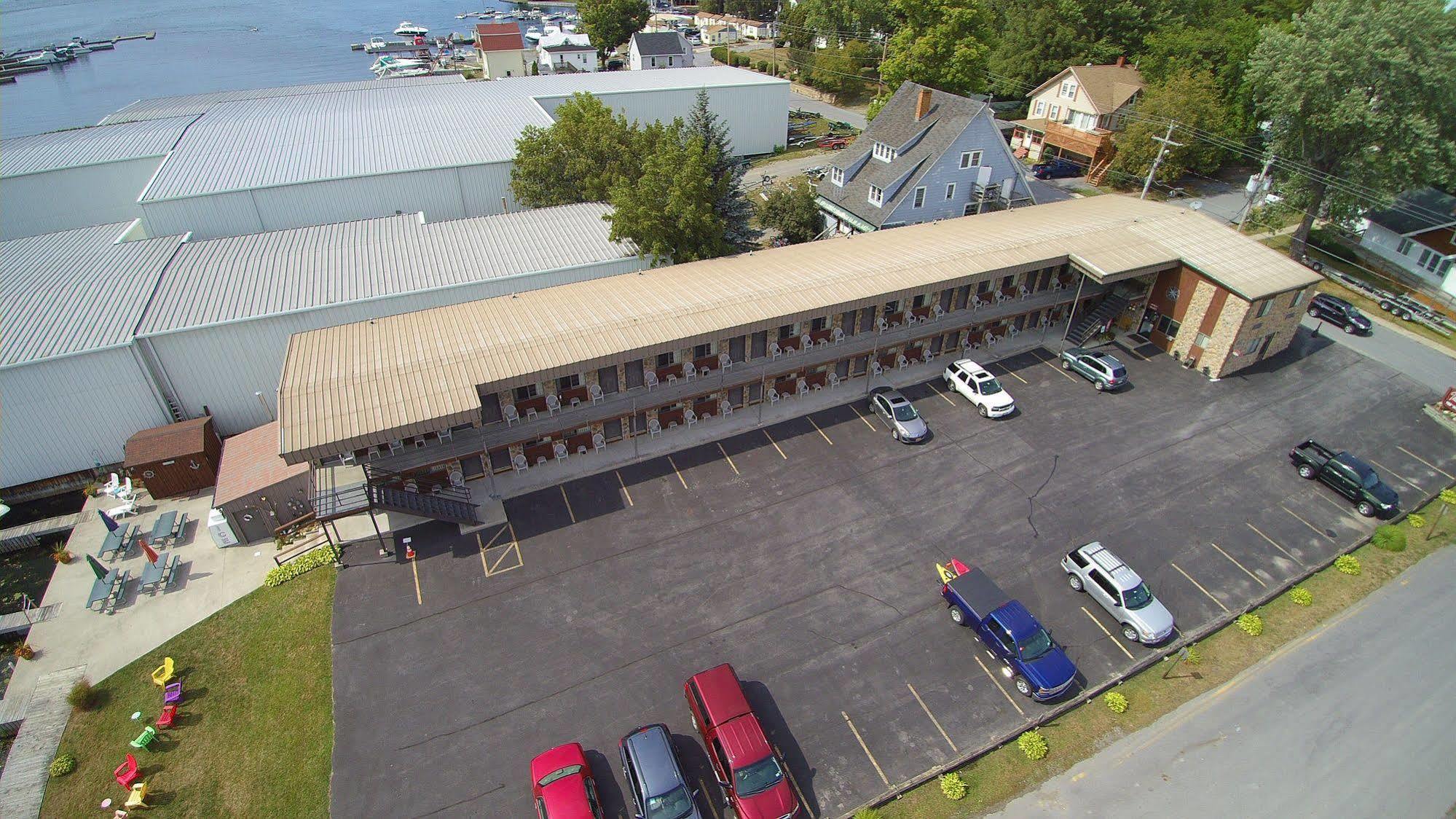 Otter Creek Inn Alexandria Bay Exterior foto